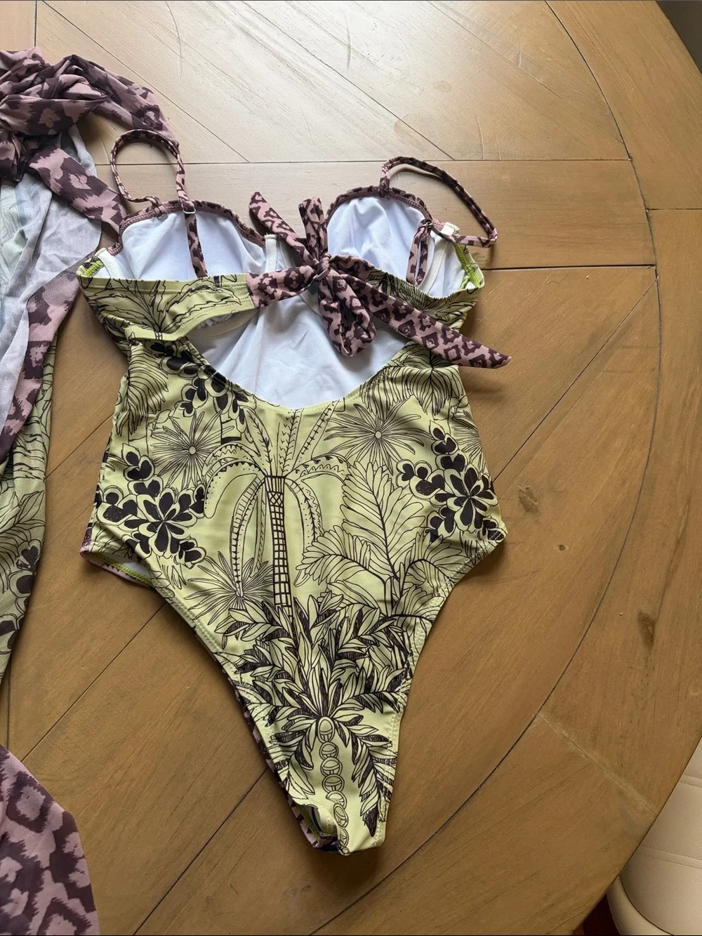 Women’s Floral Print One-Piece Swim & Cover-Up Set - Green/Pink